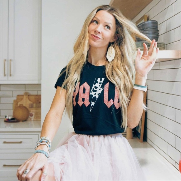 Y’all Cow Print Lightning Bolt Graphic Black T-Shirt - Picture 1 of 7